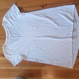 Lilly Pulitzer Etta V Neck